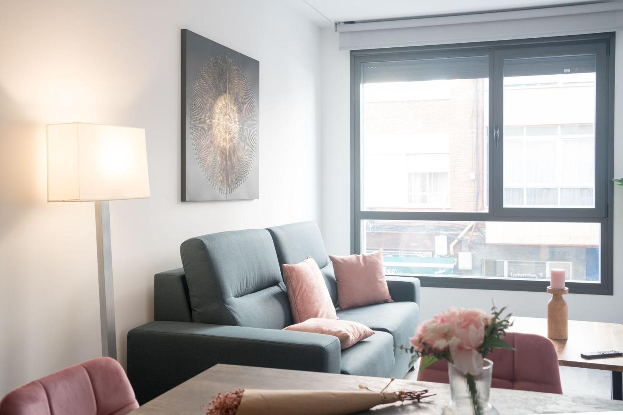 Apartamentos Go La Circular-Parking Gratuito Вальядолид Экстерьер фото